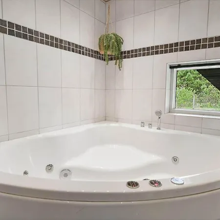 Hs002-henne-harevej-6 * Хенне-Странн