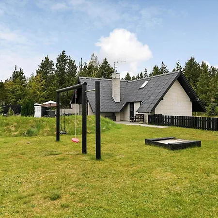 Дом отдыха Hs002-henne-harevej-6 *